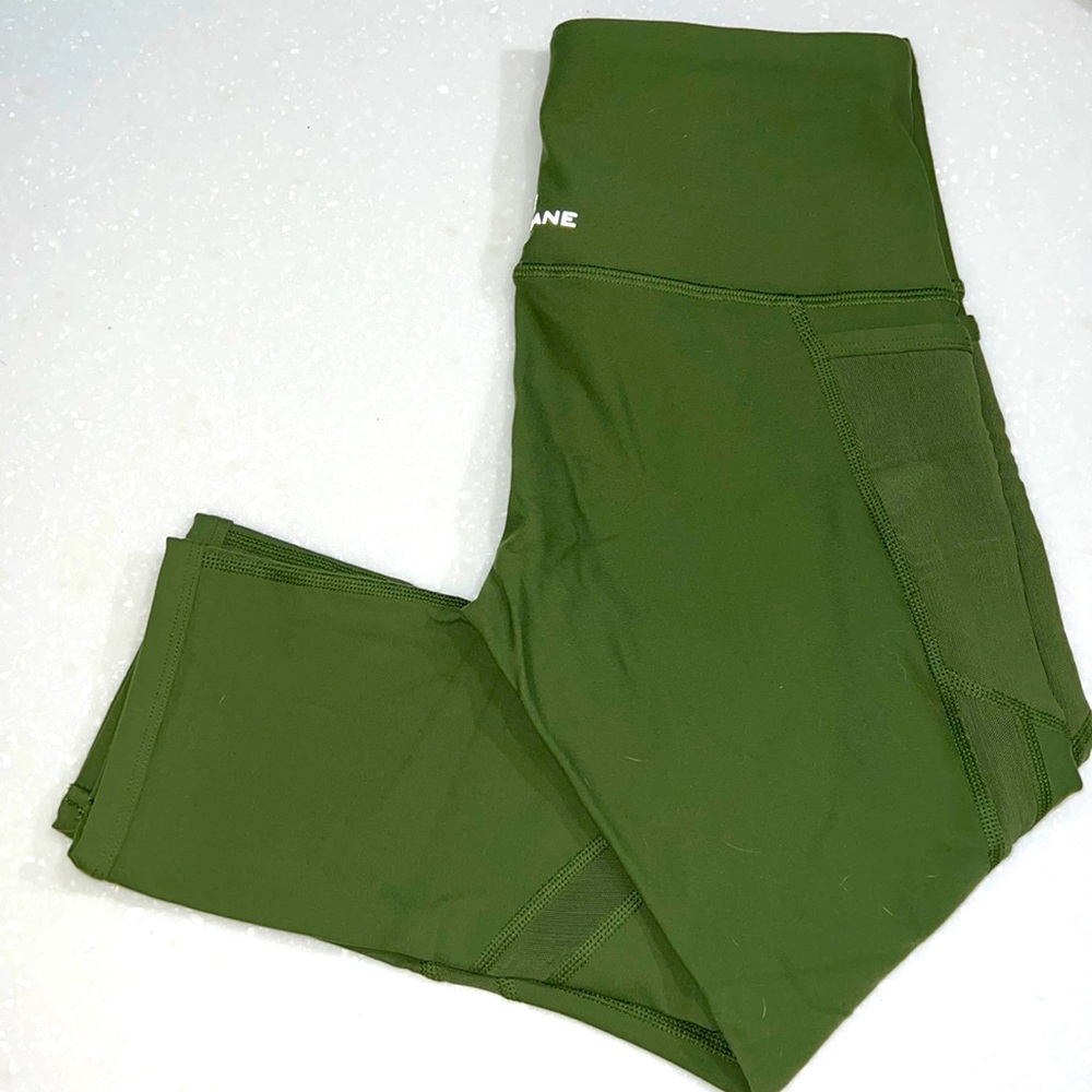 Lorna Jane Capris